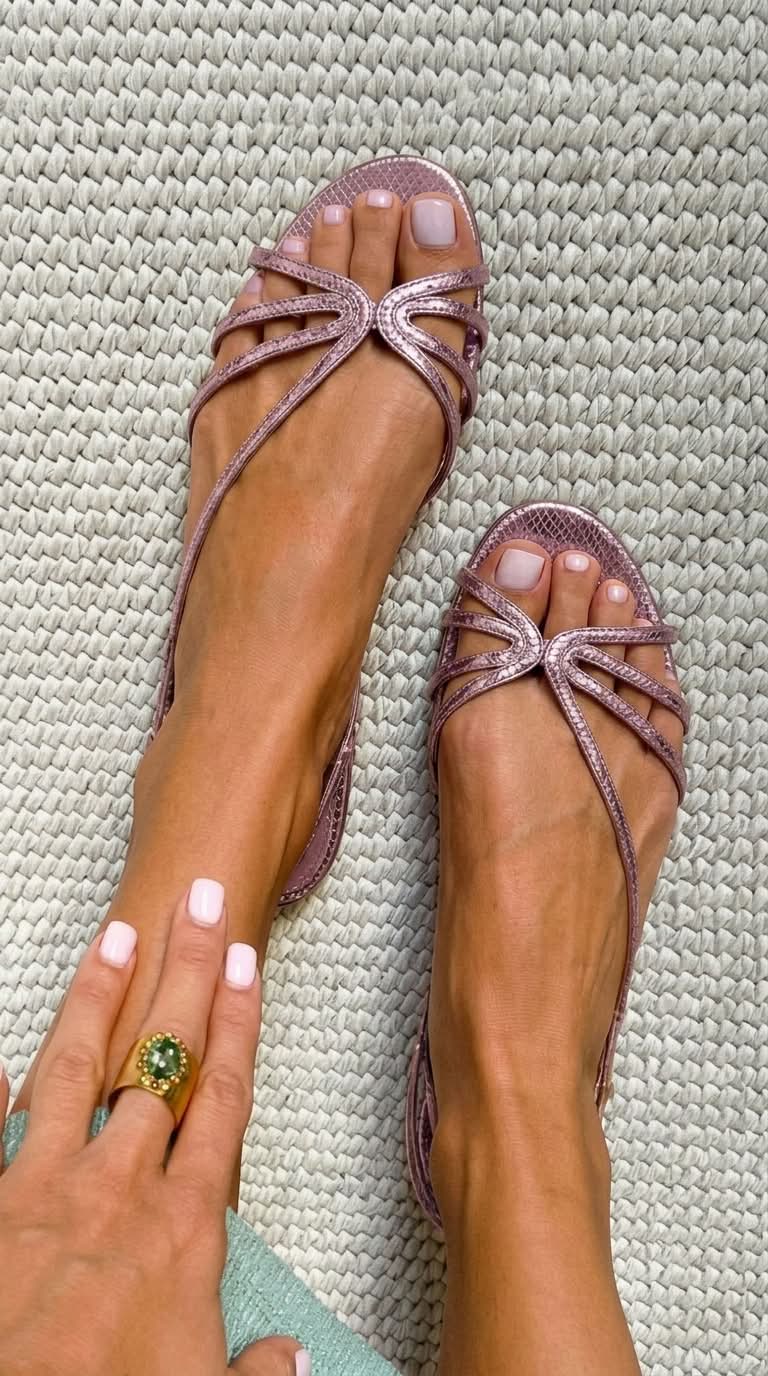 Geneva | Golden Sandals Summer Elegance