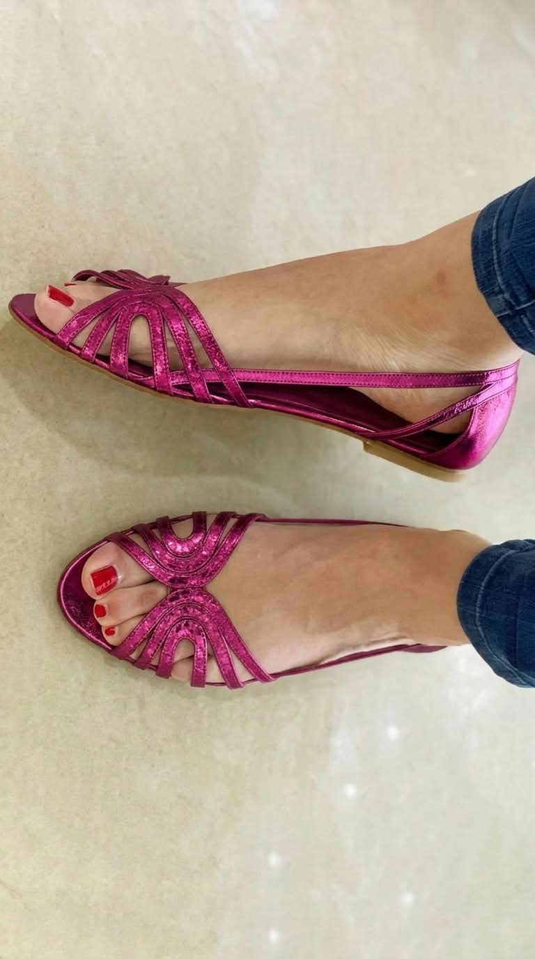 Leonora | Golden Summer Light Sandals