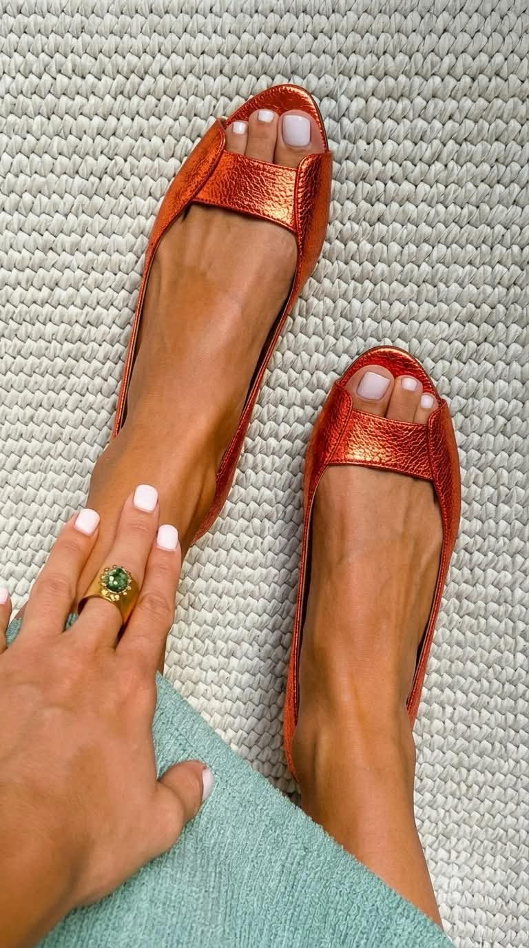 Adelina | Chic Comfortable Gold Sandals