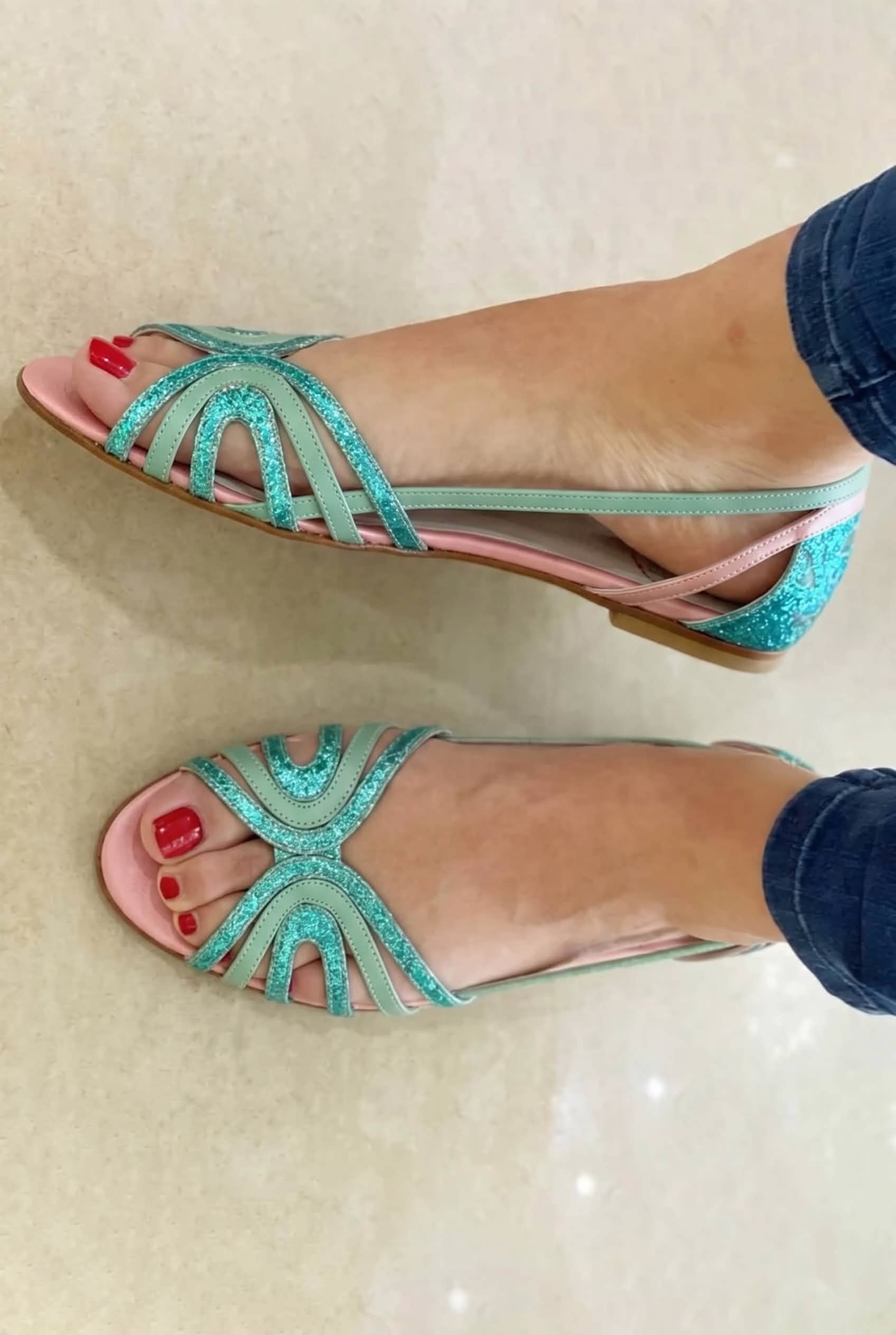 Leonora | Golden Summer Light Sandals